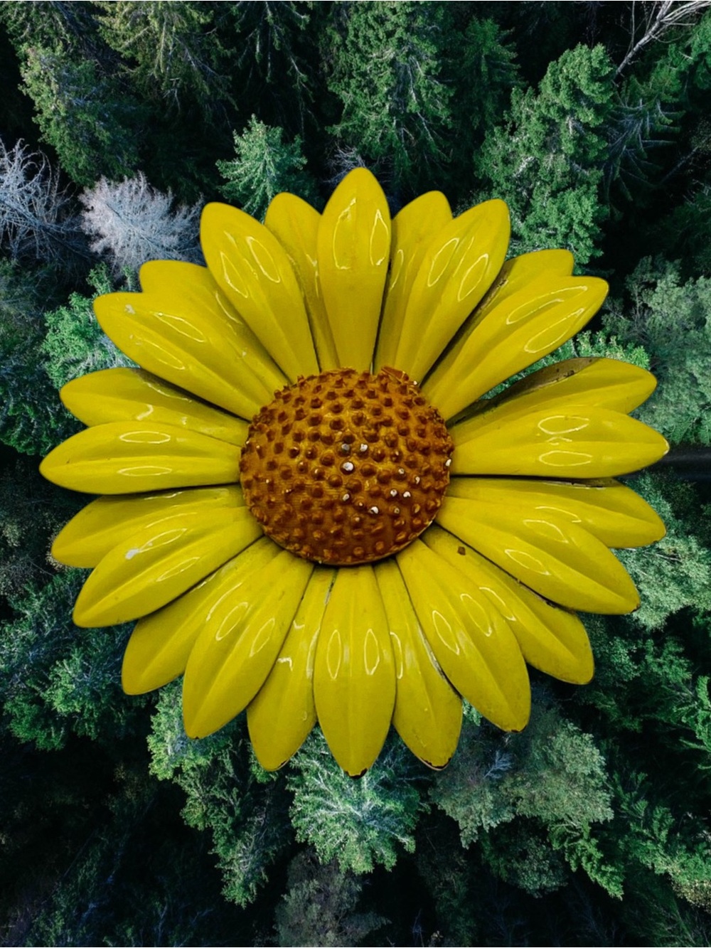Vintage Retro 1960s Mod Yellow Enamel Daisy Flower Brooch Collectible